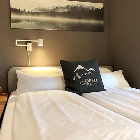 Апартаменты Berge Bytilly - Ruhiges Waldrand-refugium Mit Balkon, Gartenblick & Naehe Zum Woerthersee