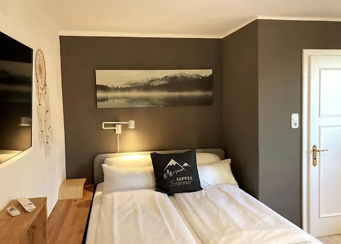 Berge Bytilly - In Den Hügeln über Velden - Idyllische Waldrandlage - überdachter Balkon Mit Blick In Den Garten - 3 Autominuten Ins Zentrum Und Zum Wörthersee - Carport - Waschmaschine&trockner - Wlan - Smart Tv Apartment *