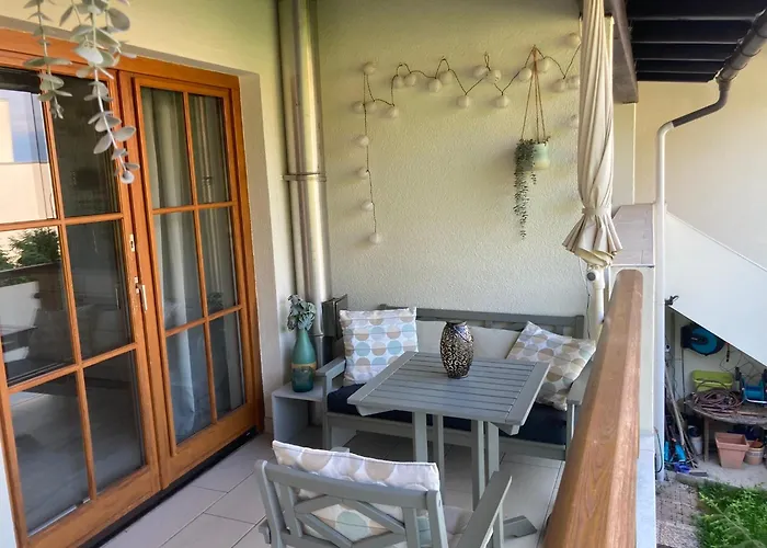 Berge Bytilly - In Den Hügeln über Velden - Idyllische Waldrandlage - überdachter Balkon Mit Blick In Den Garten - 3 Autominuten Ins Zentrum Und Zum Wörthersee - Carport - Waschmaschine&trockner - Wlan - Smart Tv Velden am Wörthersee